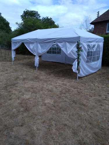 Pop up gazebo with - 3, x